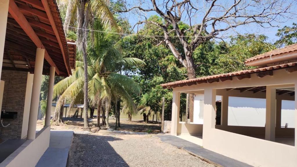 Hotel E Pousada 3 Irmaos Coxim エクステリア 写真