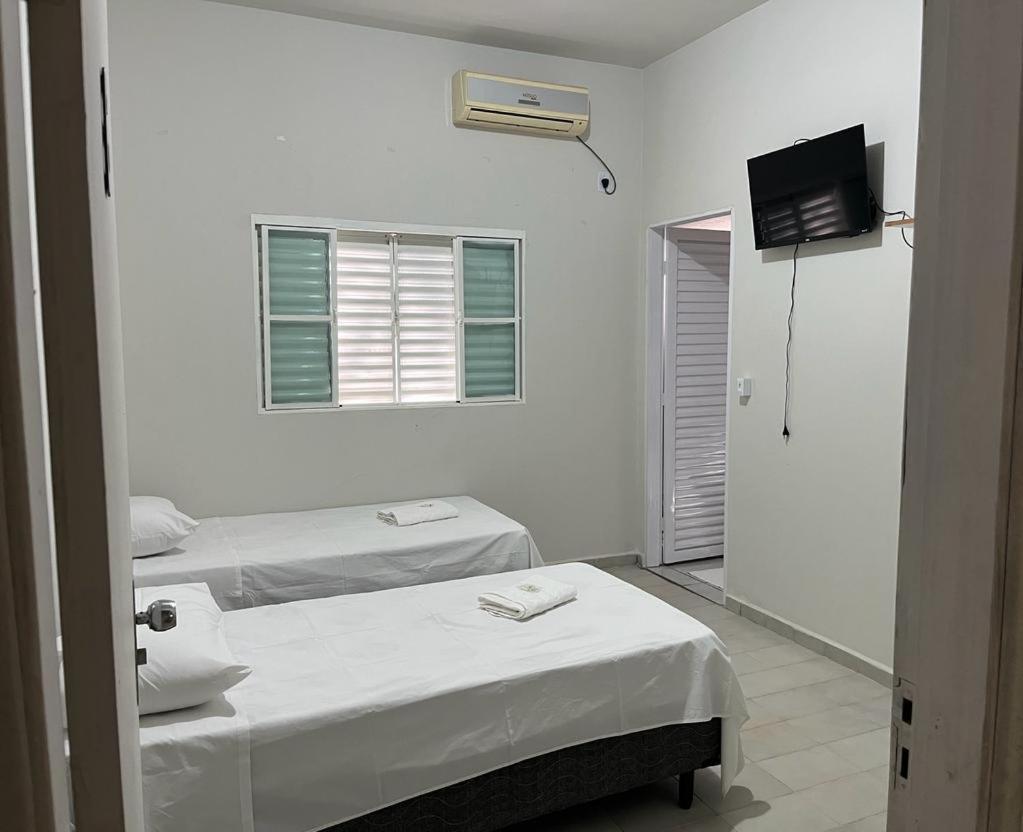Hotel E Pousada 3 Irmaos Coxim エクステリア 写真